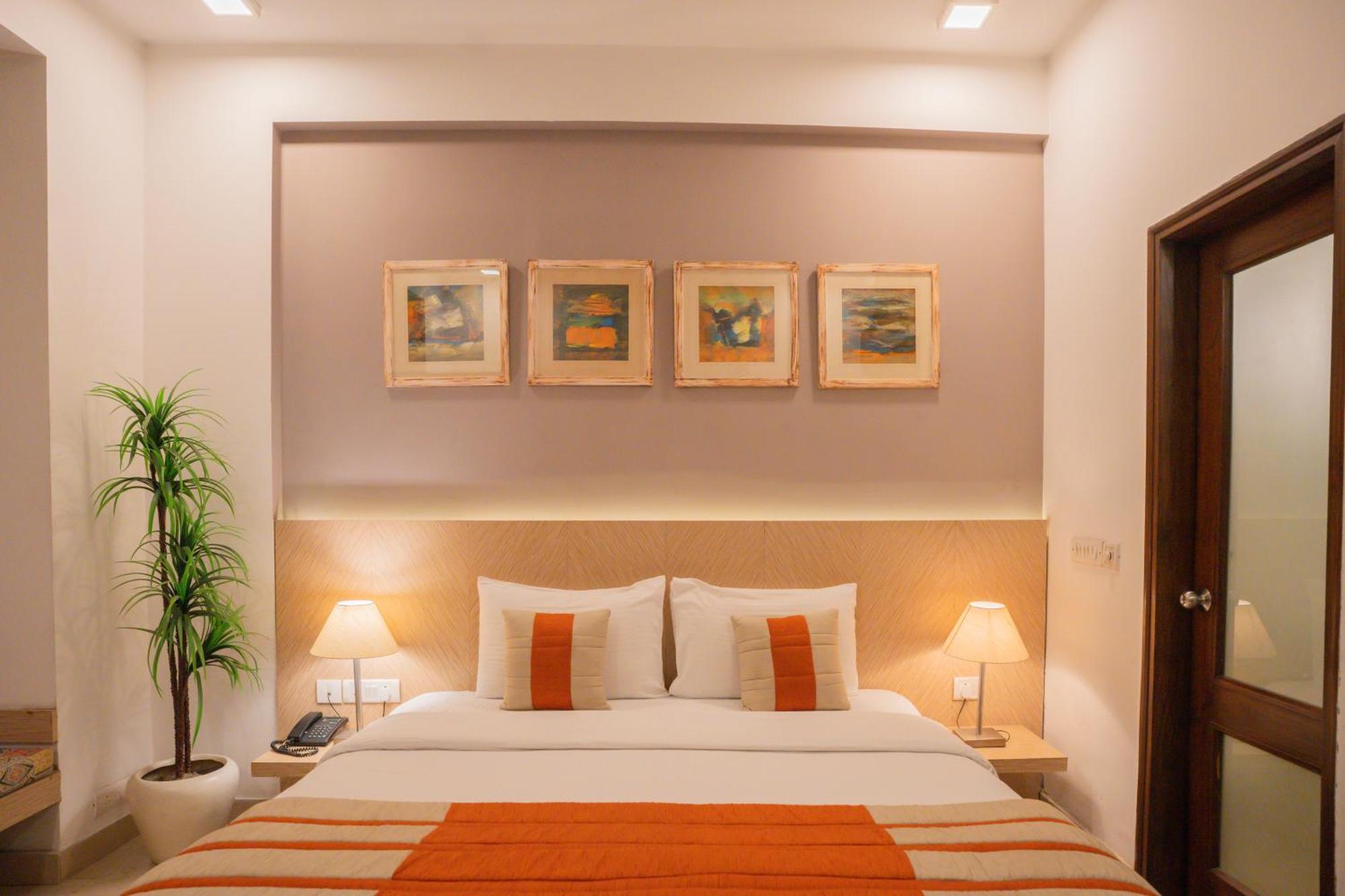 Ahuja Residency Parklane Hotell Gurgaon Exteriör bild